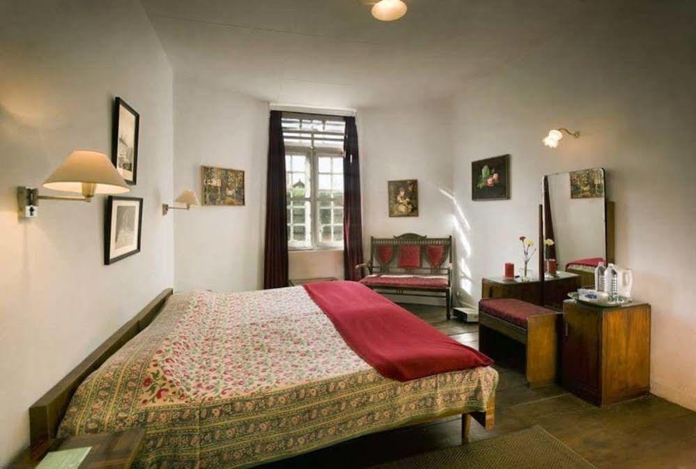 นีมรานา วอลวูด การ์เดน Hotel กูนูร์ ภายนอก รูปภาพ