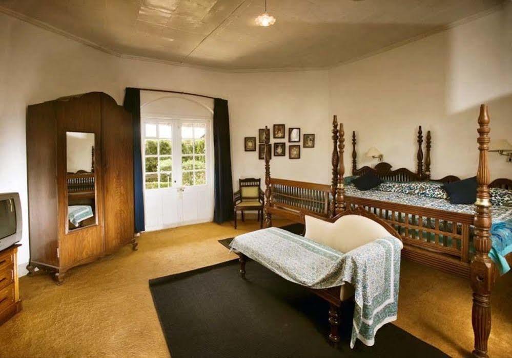 นีมรานา วอลวูด การ์เดน Hotel กูนูร์ ภายนอก รูปภาพ